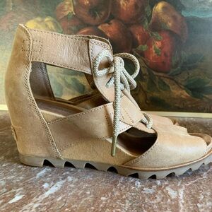 Sorel Joanie Lace Up Leather Stan Wedge Sandal Size 8.5